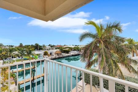 315 E Ocean Drive