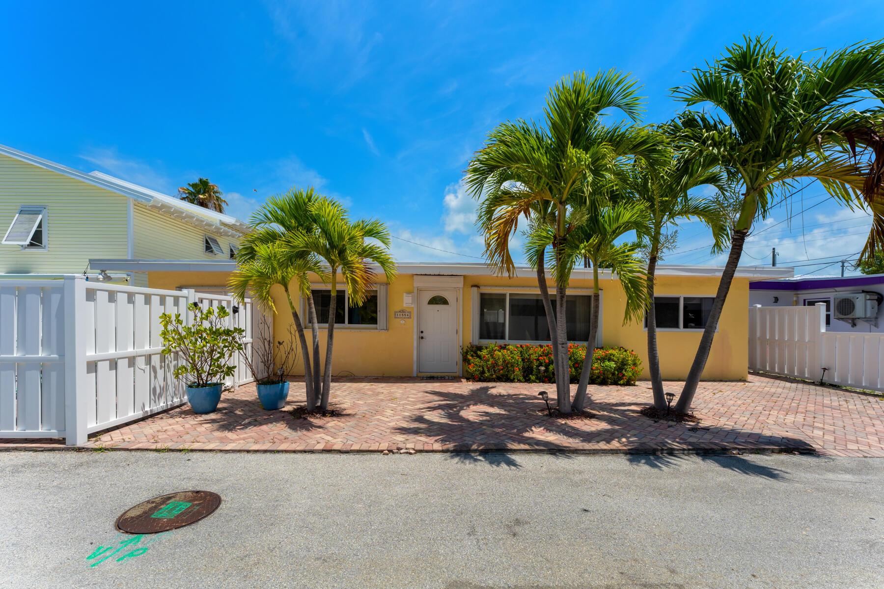 Image 2: 11554 5th Avenue Ocean_1oakstudios_03