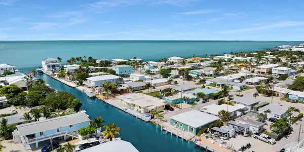 11490 2nd Avenue Ocean