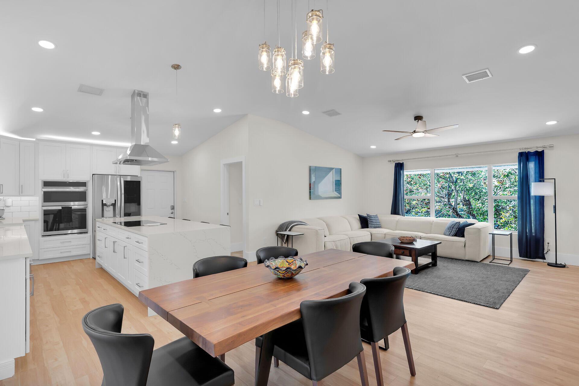 Image 2: Open Concept Living