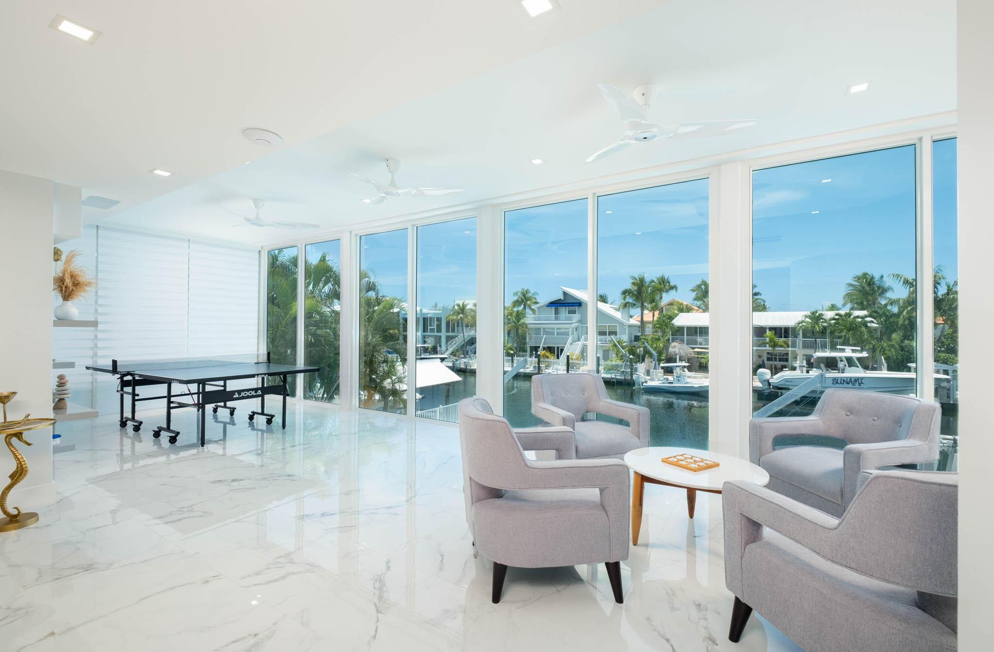Image 2: Floor to ceiling windows!