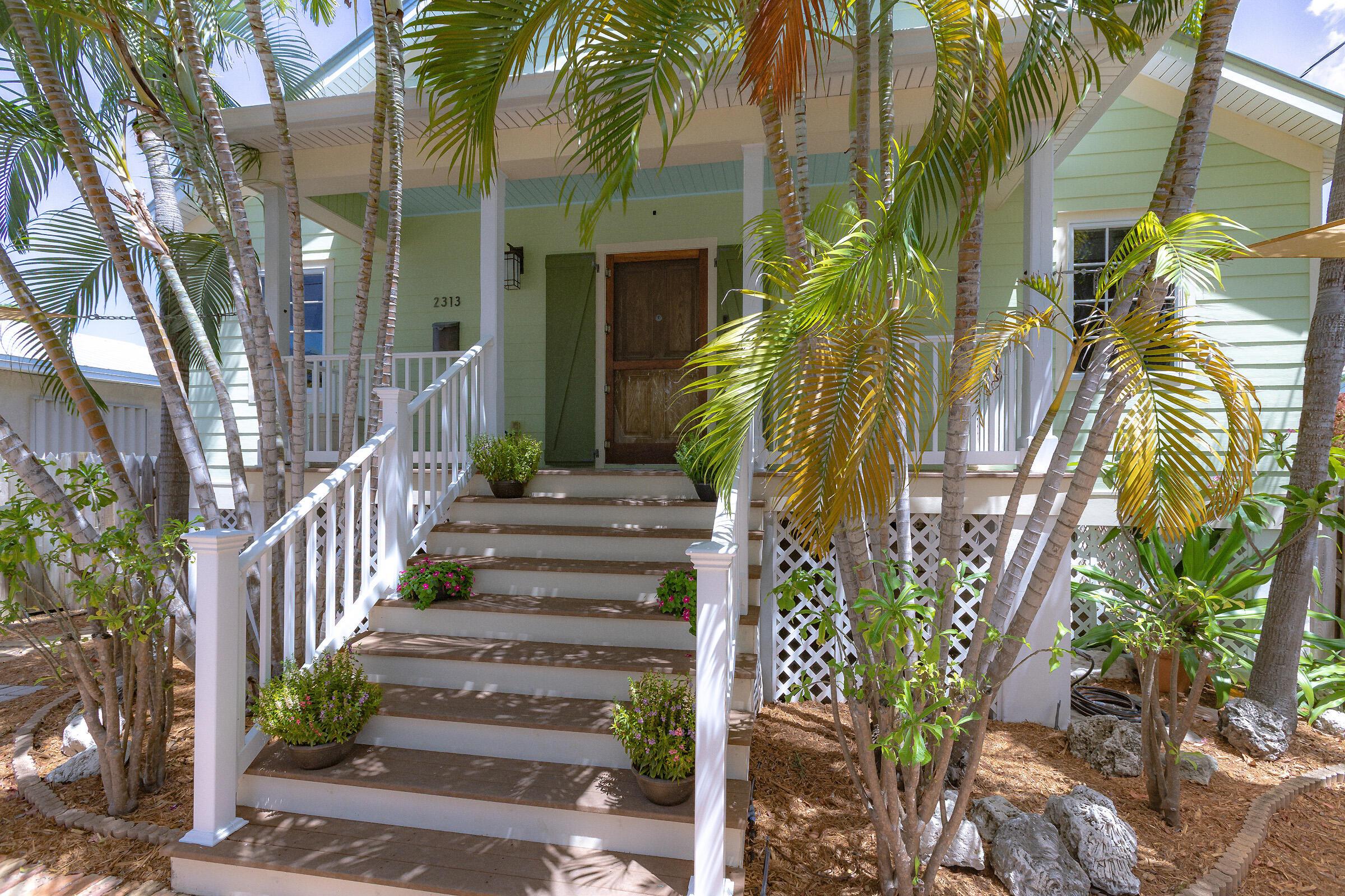 Image 4: 03  2313 Fogarty Avenue