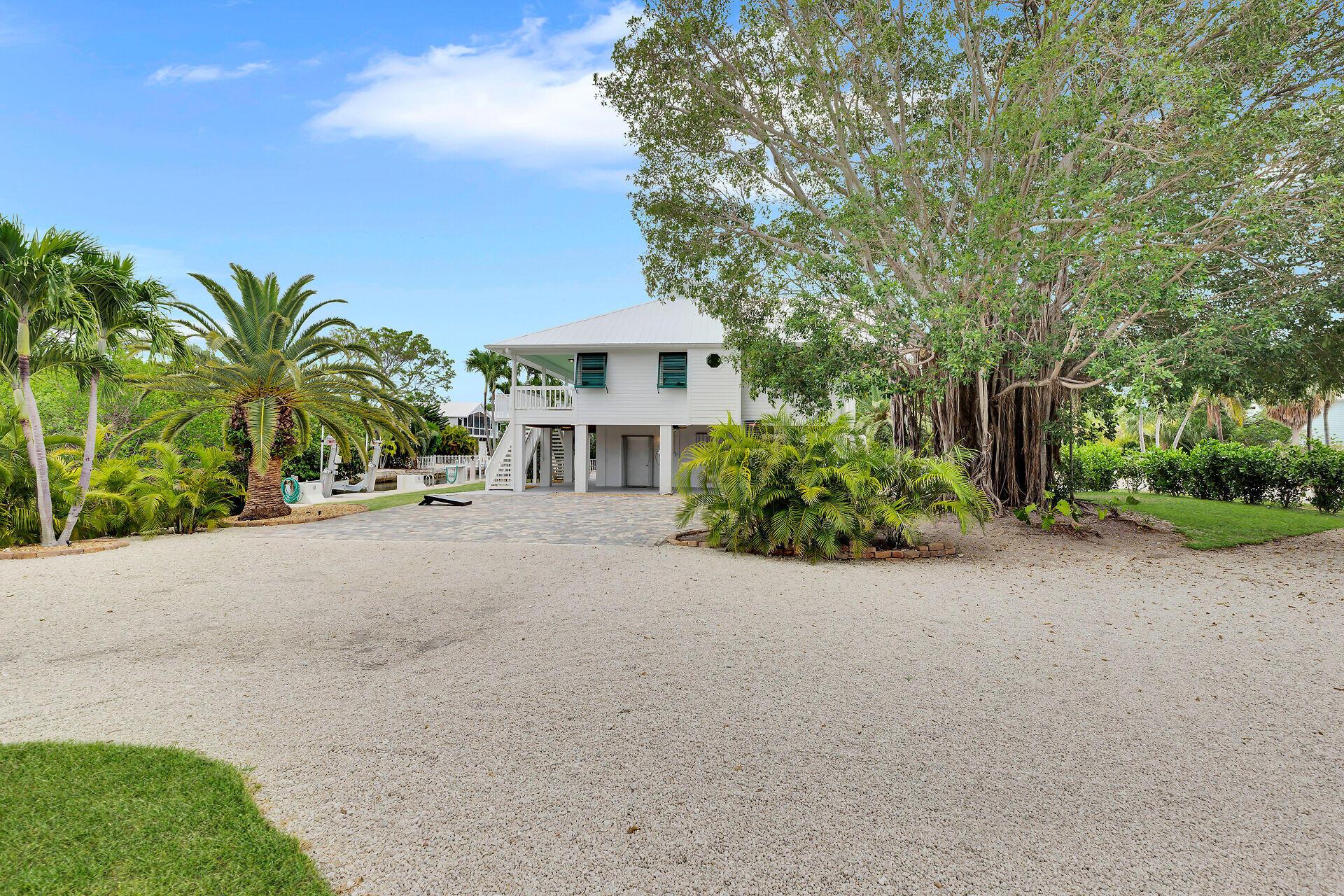 Image 2: virtual-tour-364602-05