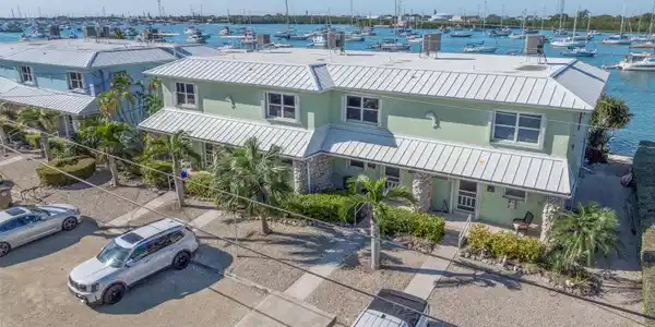 Image 2: 307 Sombrero Blvd #2 MLS-2