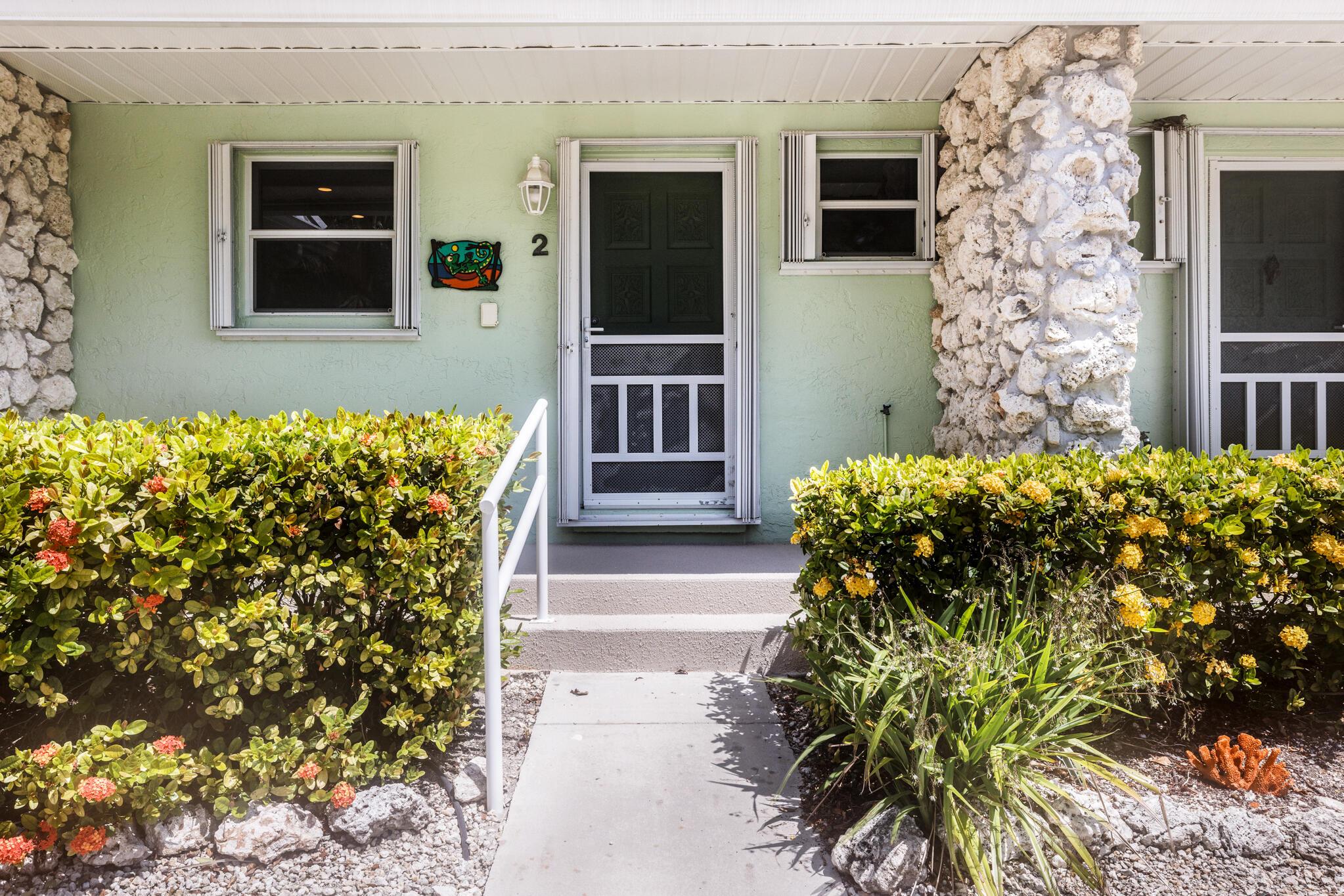 Image 4: MLS 307 Sombrero Blvd #2-3