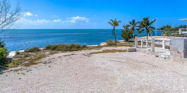 Image 2: Ready to build your dream home!