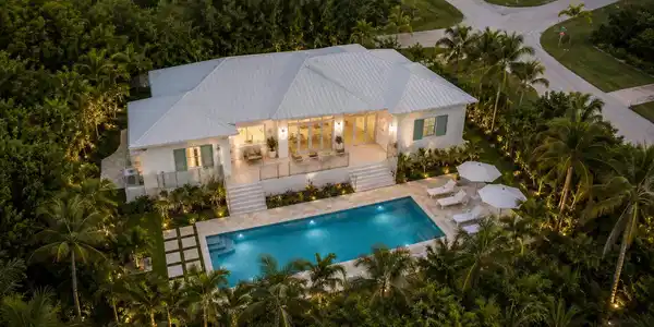 101 S Bahama Drive