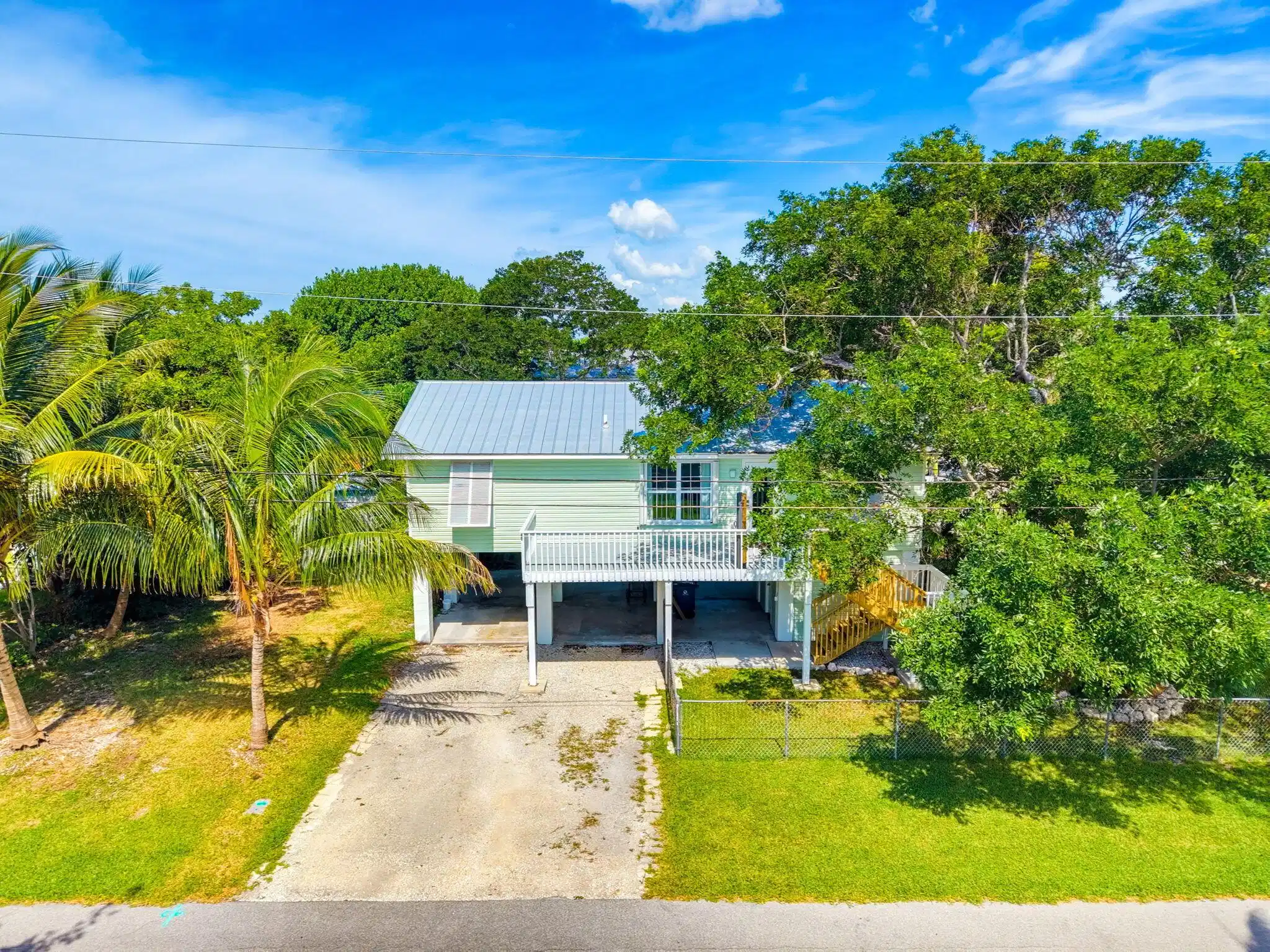 Image 1: 27-web-or-mls-31054 Ave J - 024
