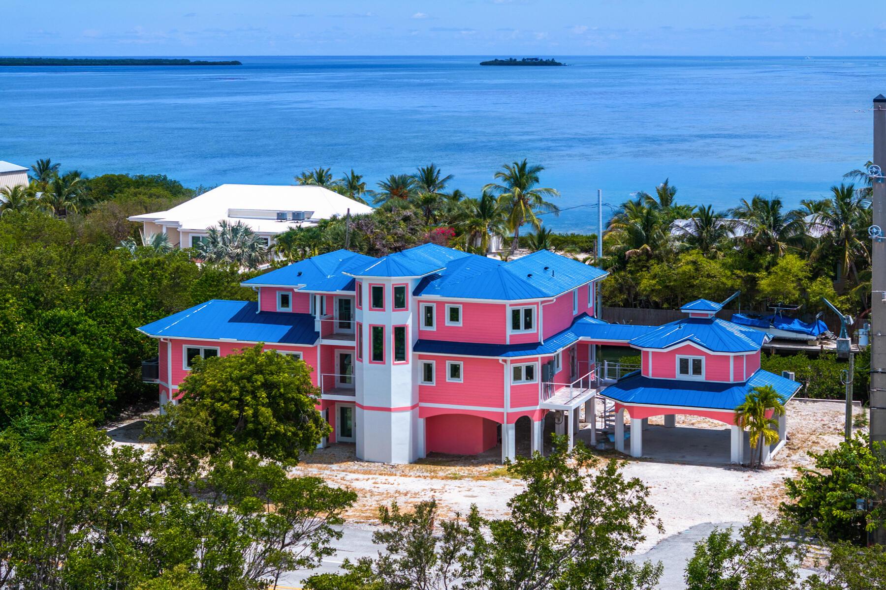 Image 1: Brand new construction