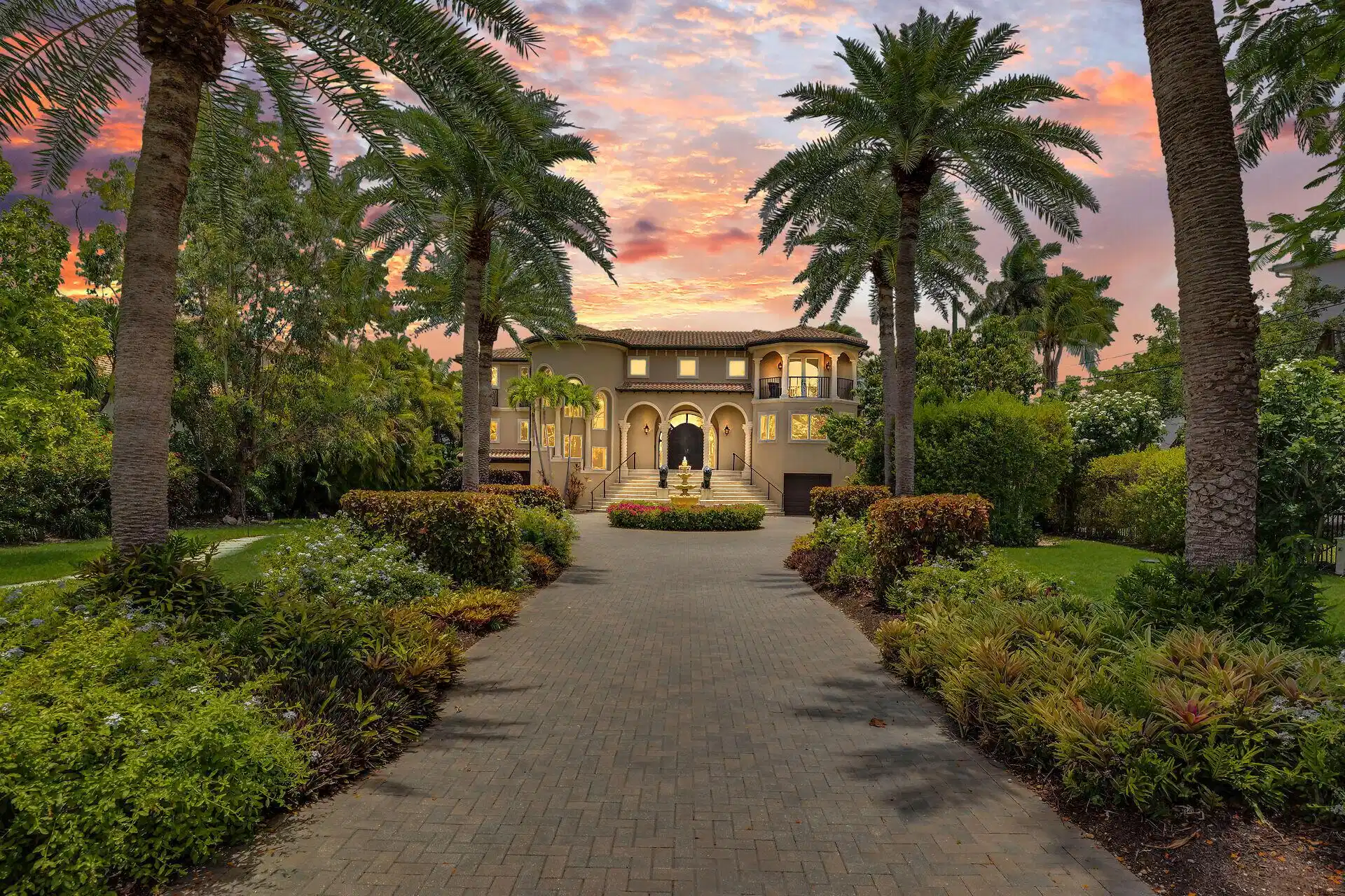Image 1: Welcome to Palacio Coco Plum