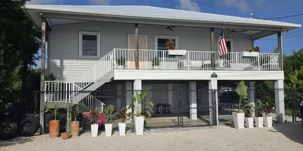 673 Indies Road