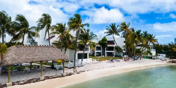 Image 3: The Private Beach