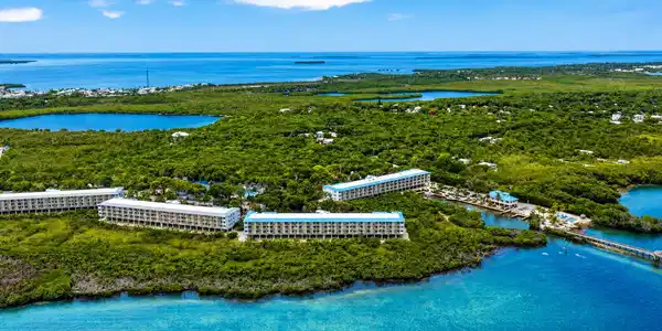 Image 2: Ocean Pointe