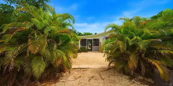 Image 4: 30-web-or-mls-30354 Palm Dr - 031