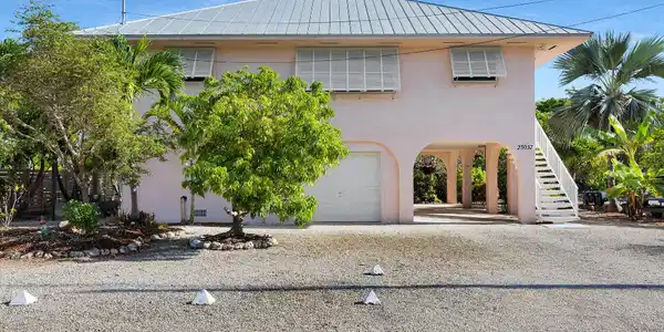 Image 2: Front of Home