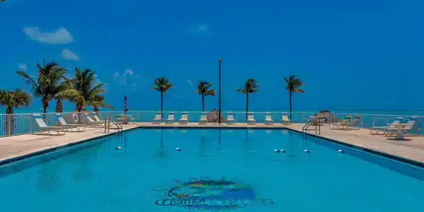 10877 Overseas Highway