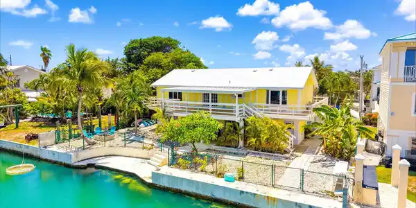 7 Diamond Drive