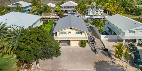 114 Spoonbill Road