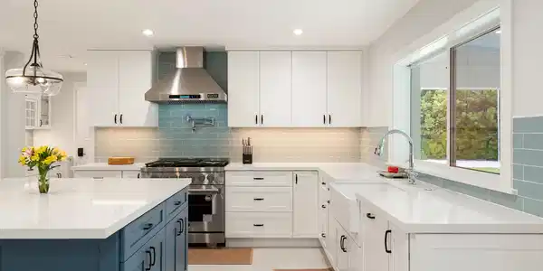 Image 2: Kitchen