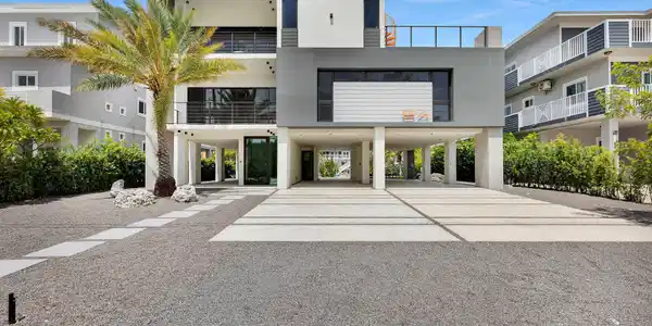 Image 2: virtual-tour-365799-mls-high-res-image-6