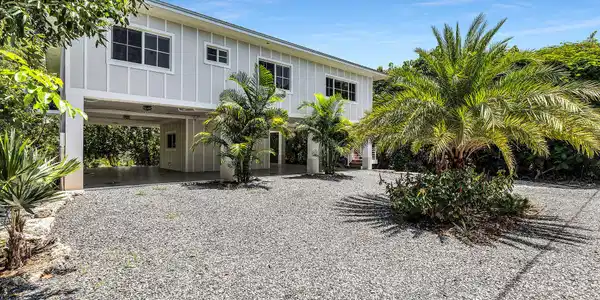 137 E Ridge Road