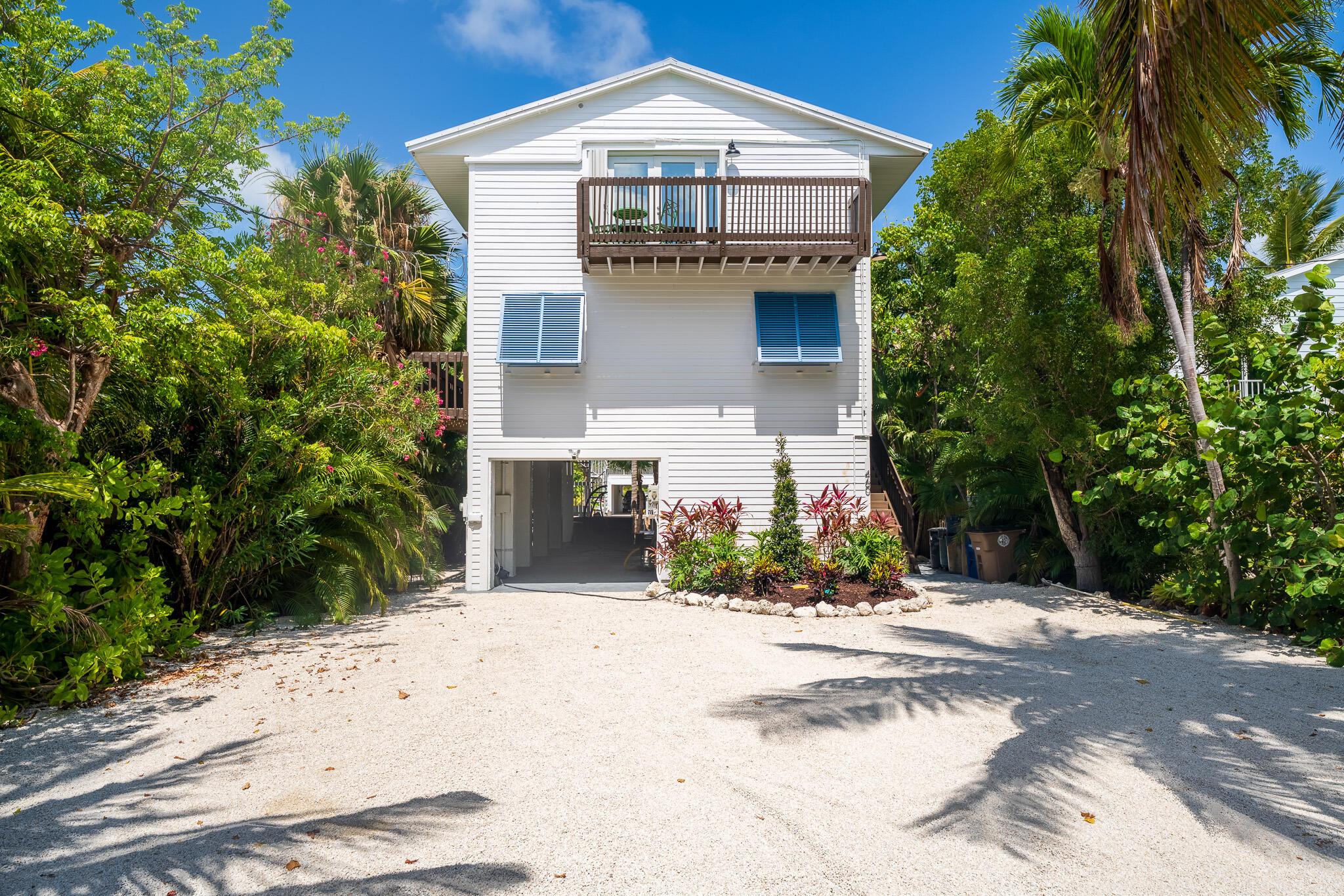 Image 3: Front of house