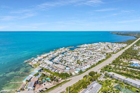 65821 Overseas Highway