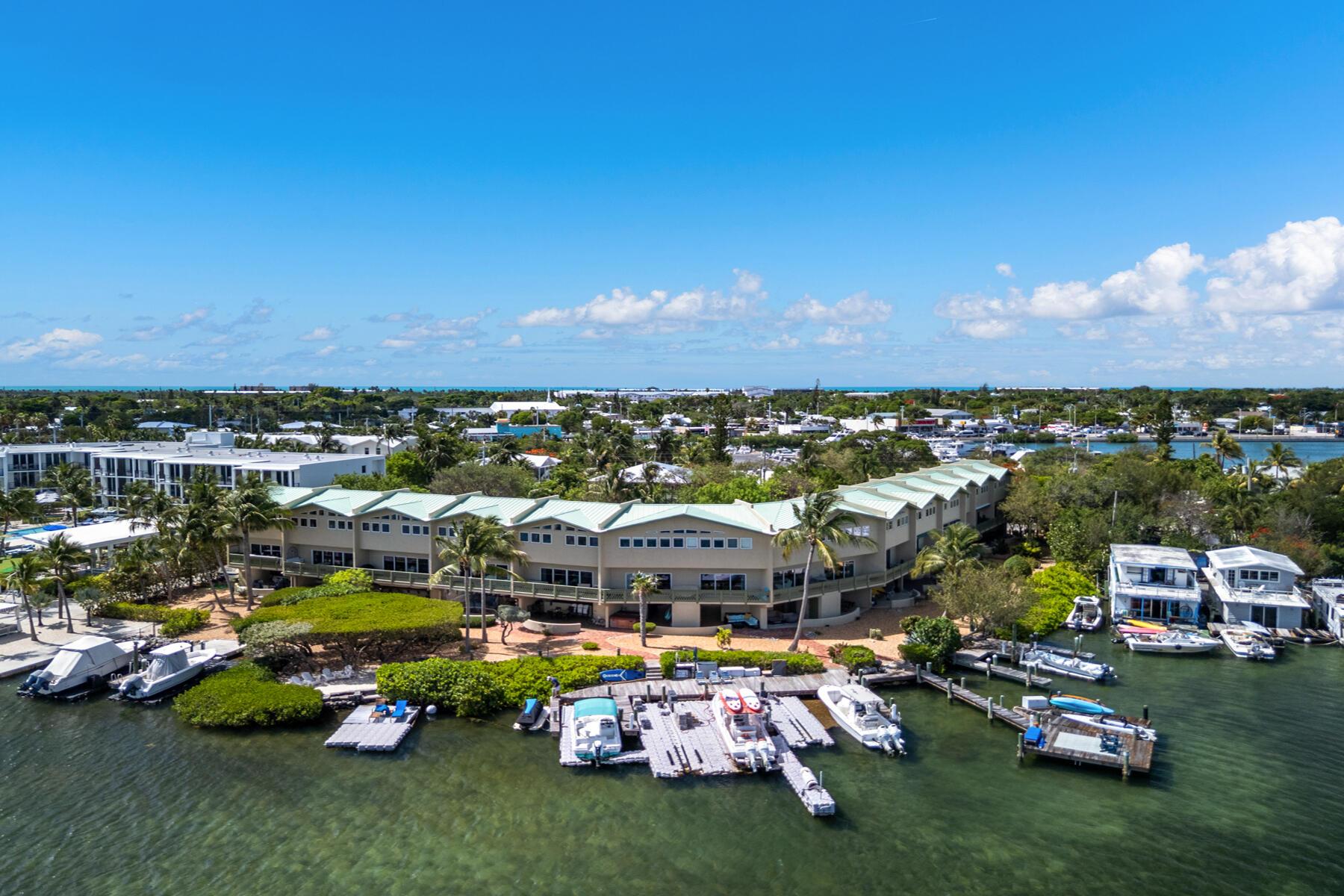 Image 2: 9 Mccoy Cir_1oakstudiosdrone_09