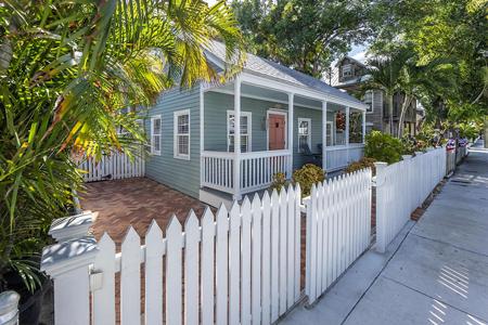 1019 Whitehead Street