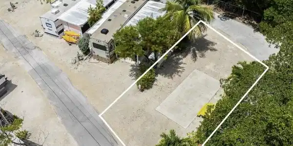 Image 3: Aerial #163