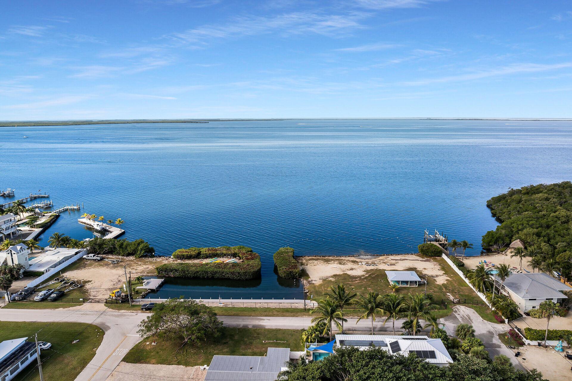 Image 4: 28 Tarpon2782-07