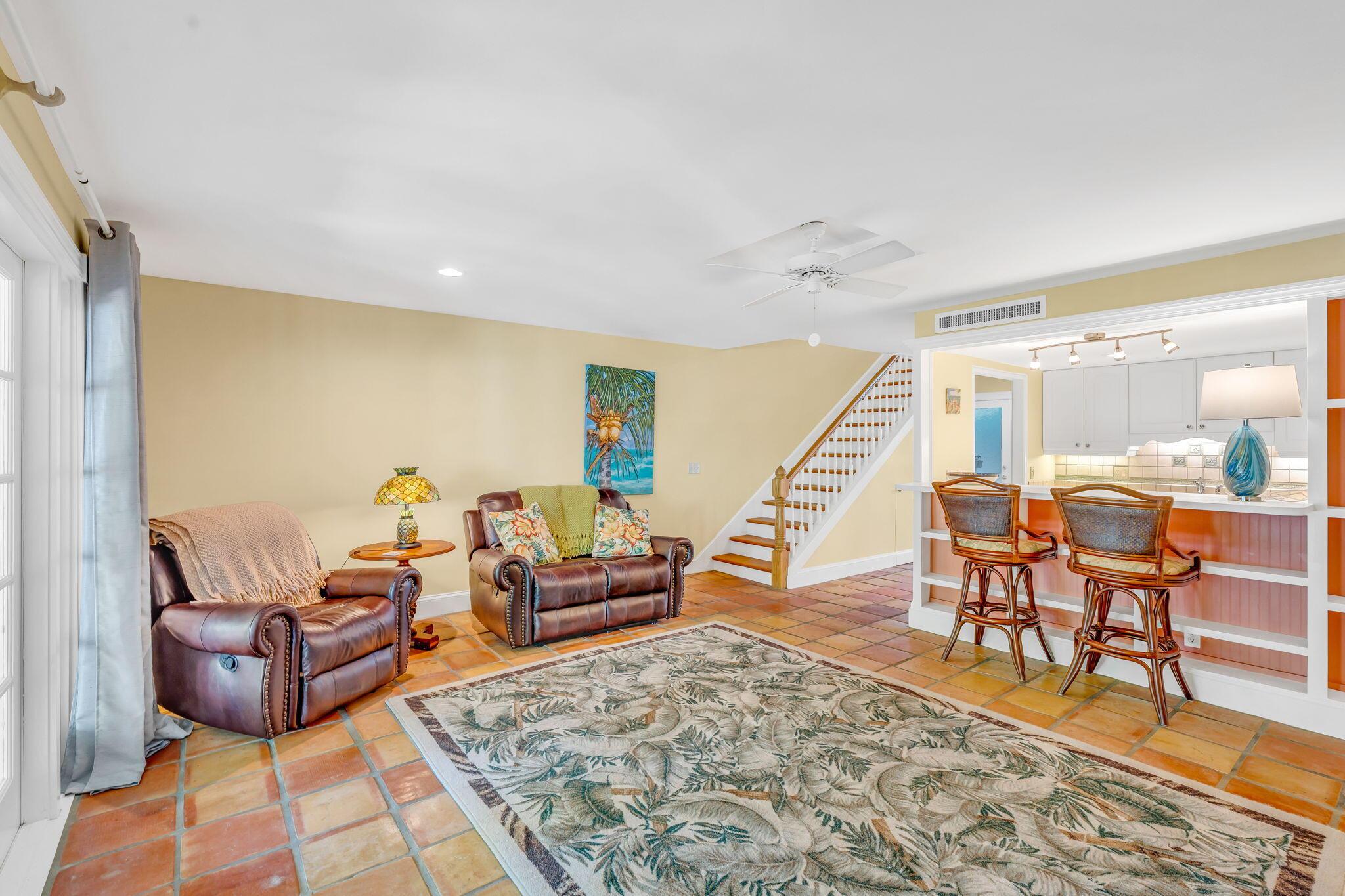 Image 2: 3365 Flagler Ave, KW -  living room 3
