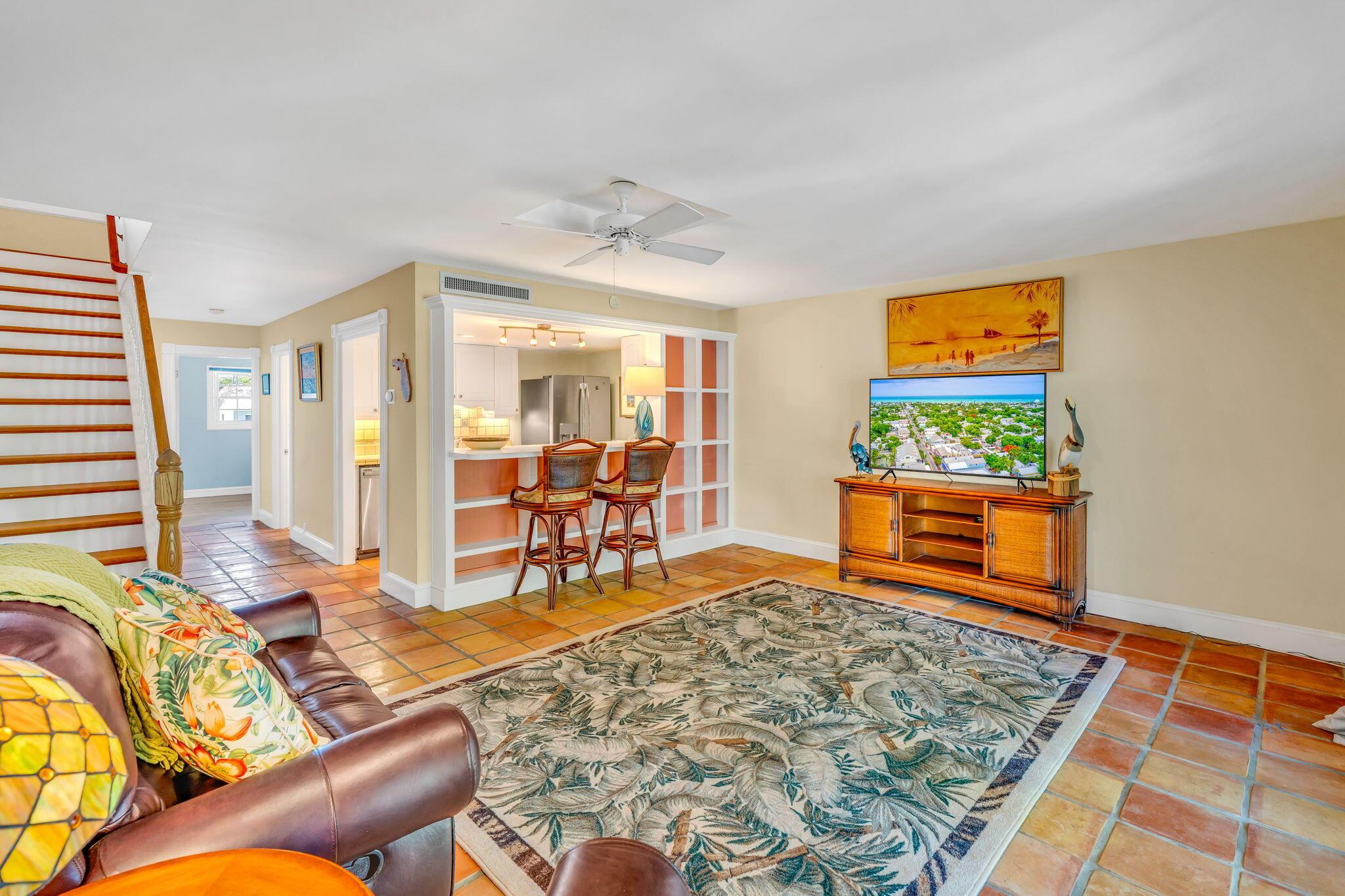 Image 3: 3365 Flagler Ave, KW -  living room 2