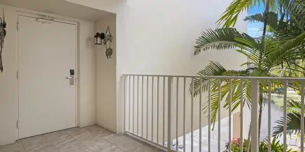 Image 3: Front patio entrance to 8204