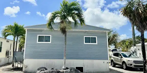 27970 Lobster Tail Trail