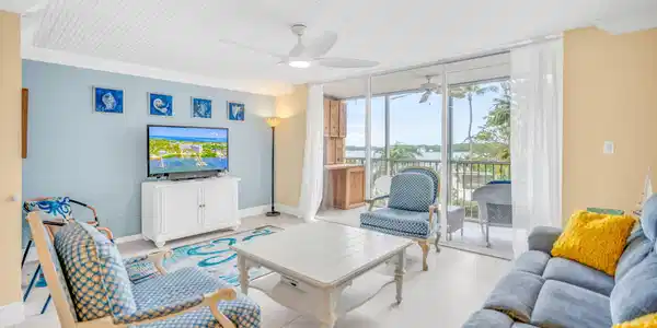 200 Harborview Drive