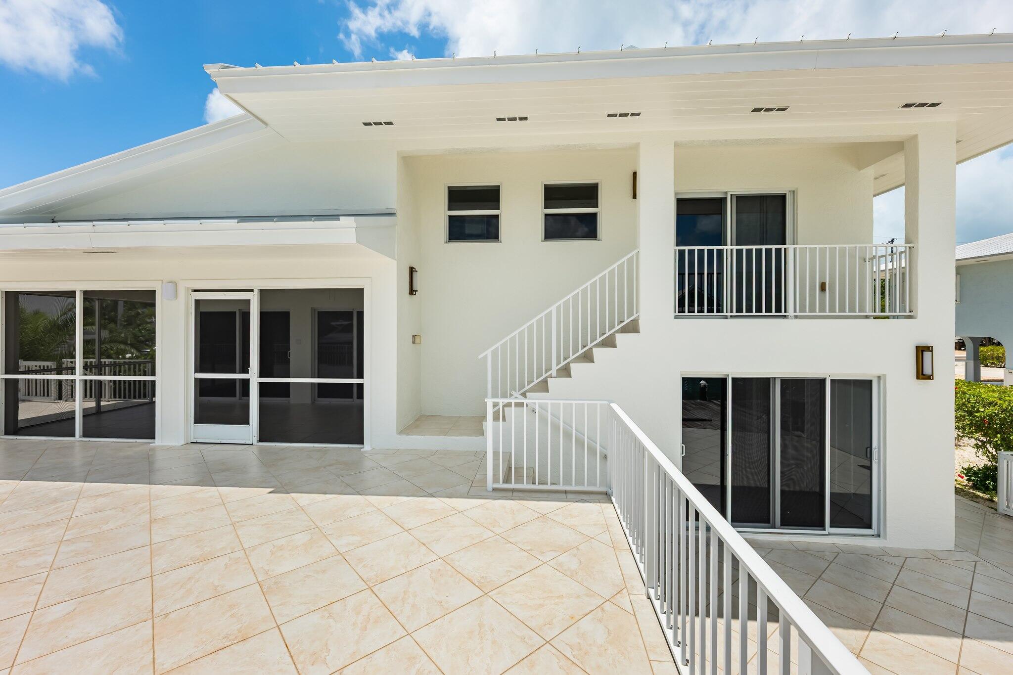 Image 4: back of the home