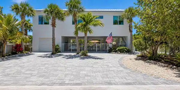 27344 Saint Lucie Lane