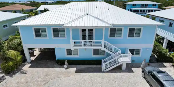 211 Bruce Court
