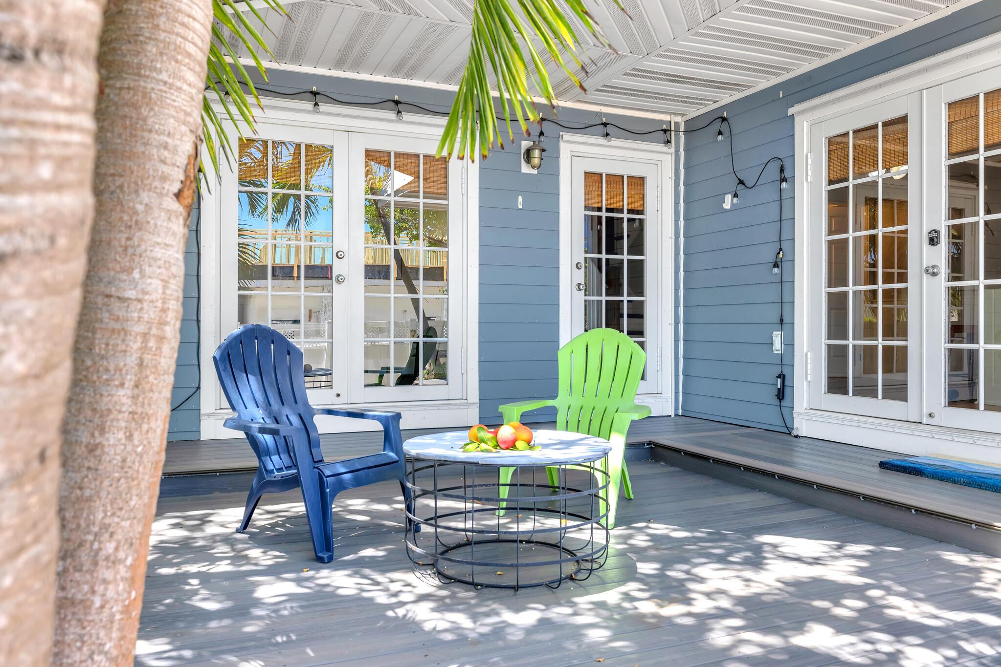Image 4: covered patio
