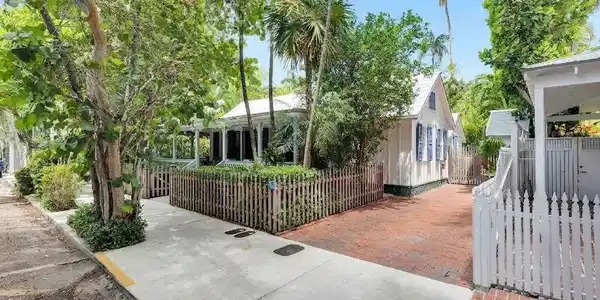 613 Margaret Street