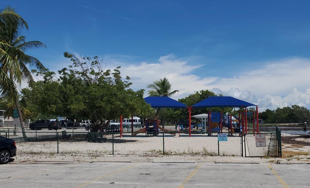 Image 4: marisela land #7
