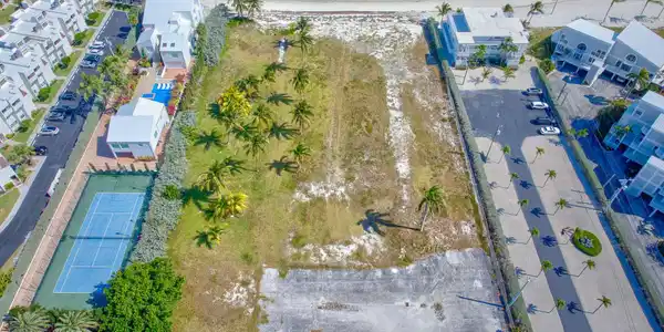 721 W Ocean Drive