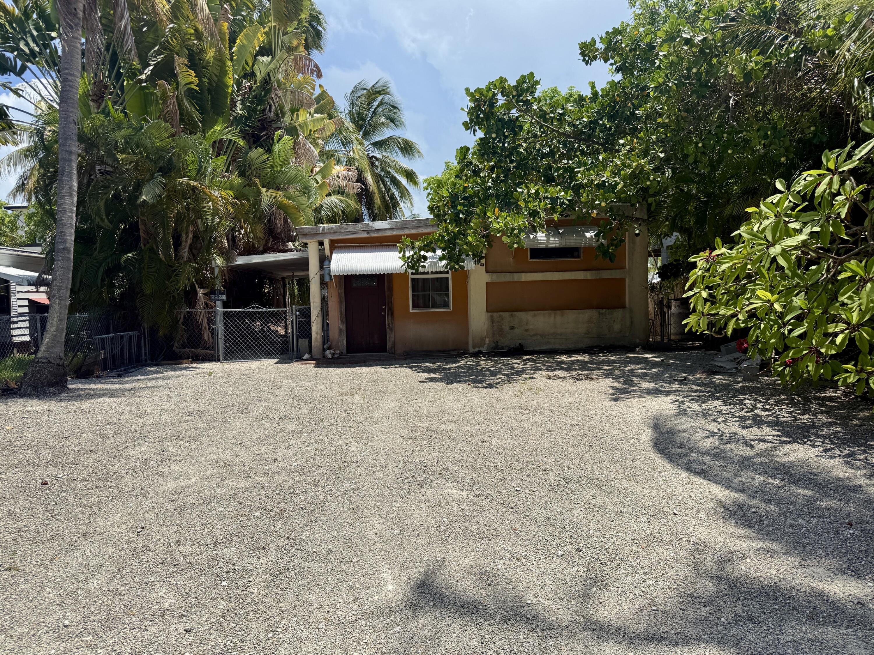 Image 1: 813 Narragansett   Ln, Key Largo) (37)
