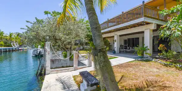 Image 2: 044-24TamarindDrive-KeyWest-FL-33040-SMA