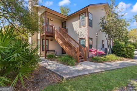 215 Harbour Oaks Drive, St. Simons GA 31522