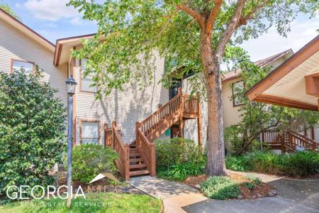 304 Harbour Oaks Drive