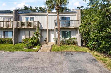 900 Lanier Boulevard