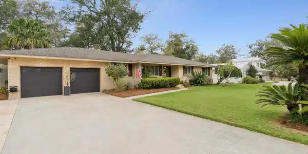 519 Wesley Oak Circle, St. Simons GA 31522