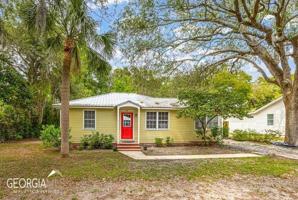 54 Maxwell Avenue